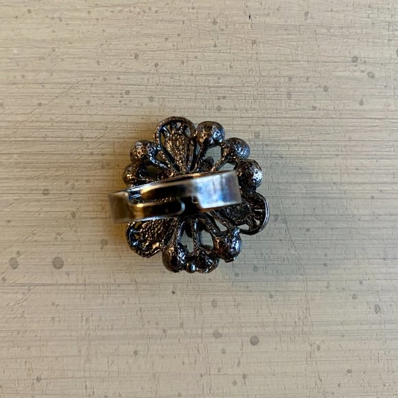 Vintage Green Flower Large Adjustable Statement Ring - Picture 9 of 13
